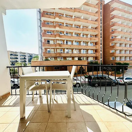Apartamento 2211 Claudia A-02, En Pleno Corazon De Santa Margarita, Cerca De La Playa Mas Espaciosa De Roses. - Es-258-153 Roses